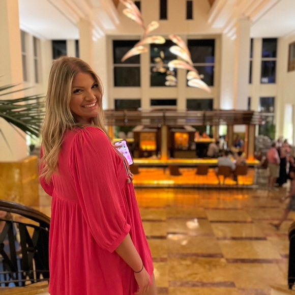 Meet your Posher, Kaylee - Picture 1 of 3